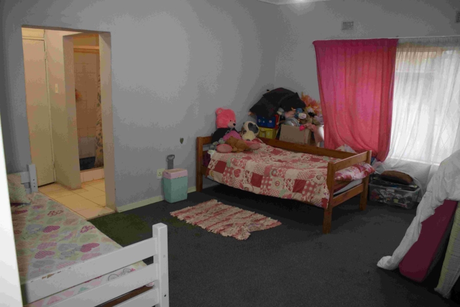 9 Bedroom Property for Sale in Schietfontein Ah North West